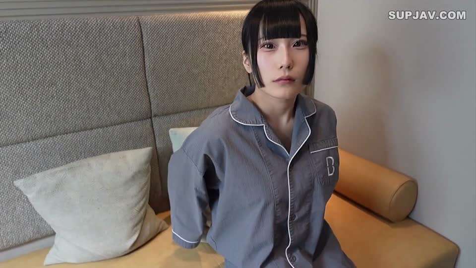攻把受抱起来边啪边走漫画-娇妻边打电话边呻吟借种视频
